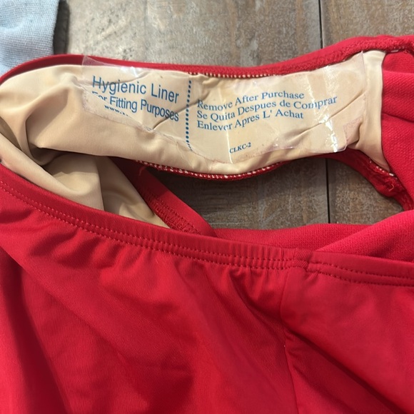 NWT Kenneth Cole Red Tummy  Toner Cut Out One Piece Swimsuit Size XL Slimming - Picture 8 of 9